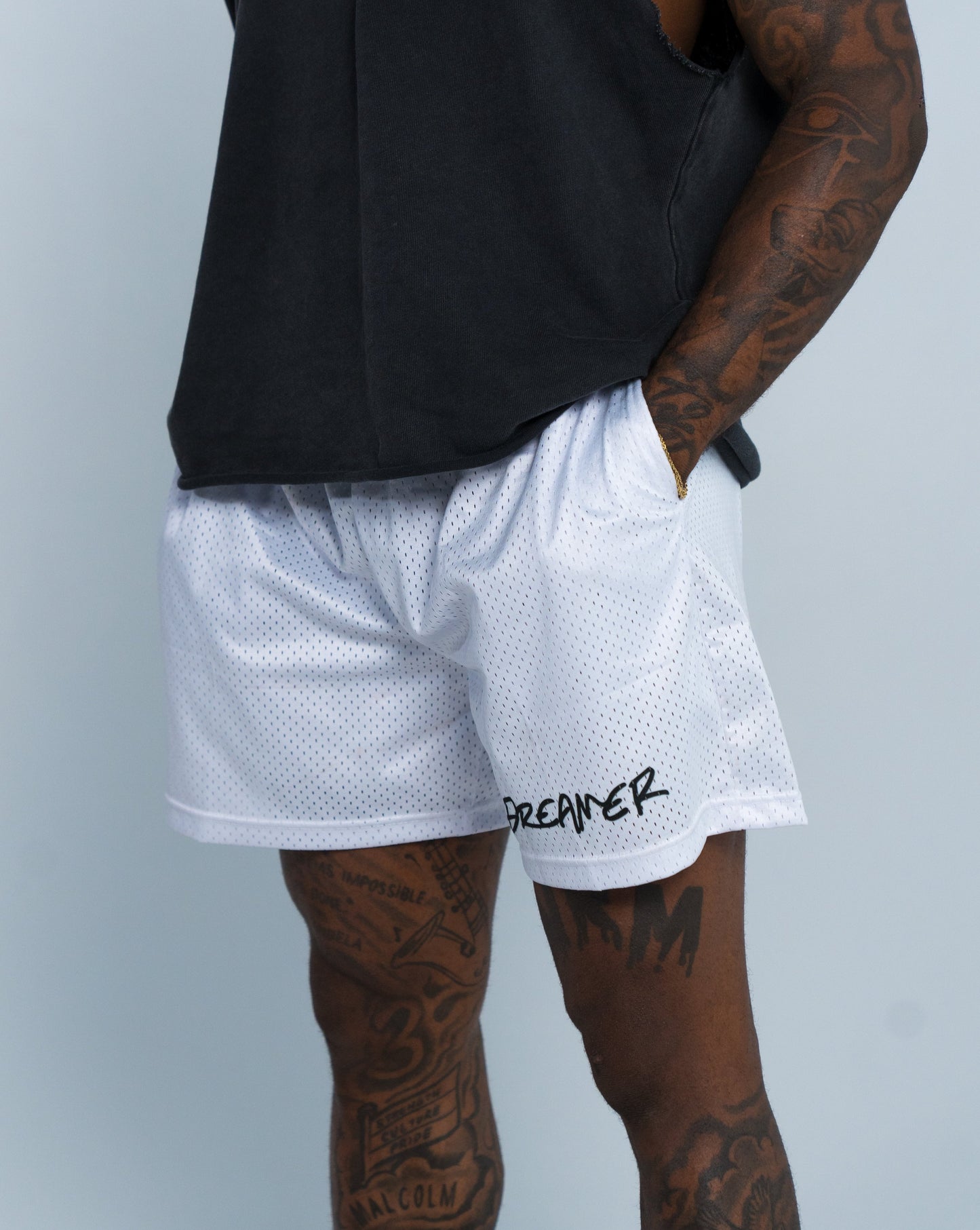 Signature Shorts White - Black